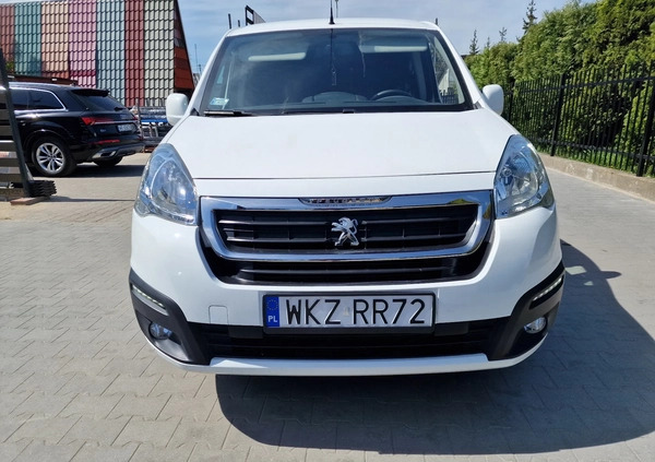 Peugeot Partner cena 49200 przebieg: 47800, rok produkcji 2018 z Kozienice małe 56